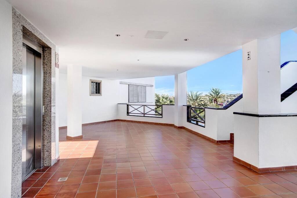 Estudio Los Cristianos-Tenerife- 洛斯克里斯蒂亚诺斯 外观 照片