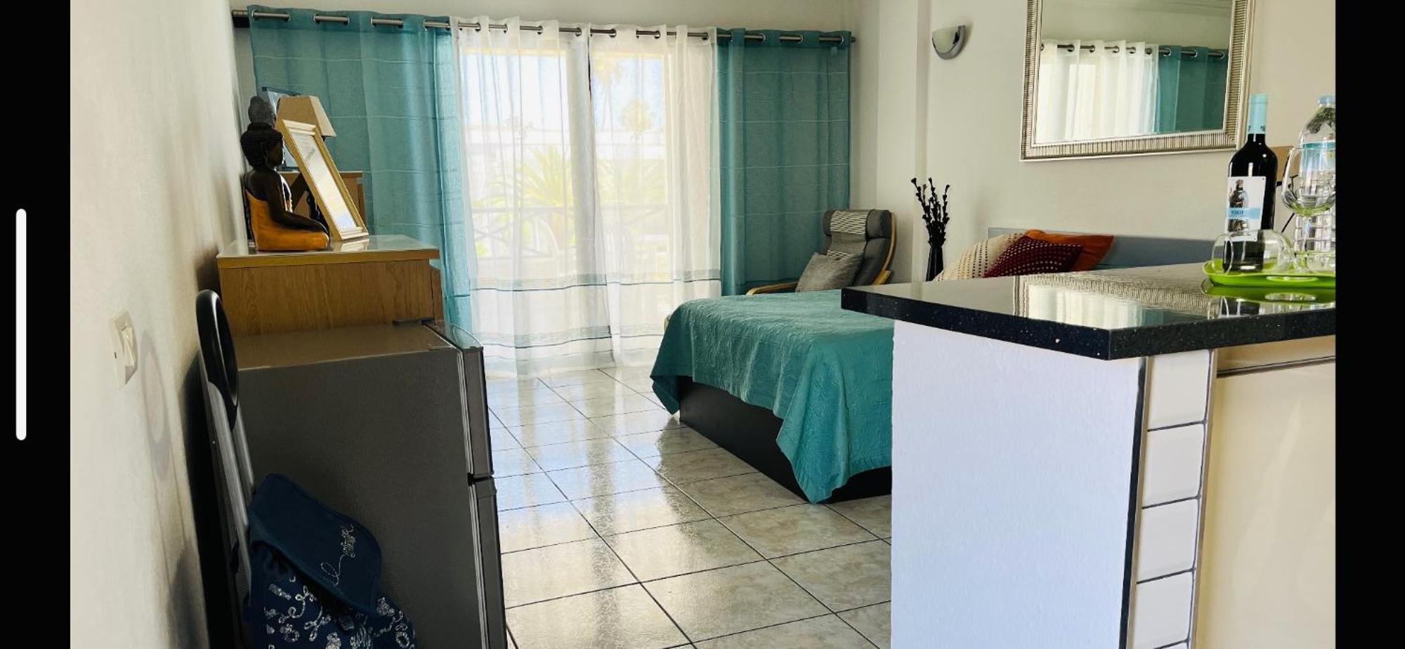 Estudio Los Cristianos-Tenerife- 洛斯克里斯蒂亚诺斯 外观 照片