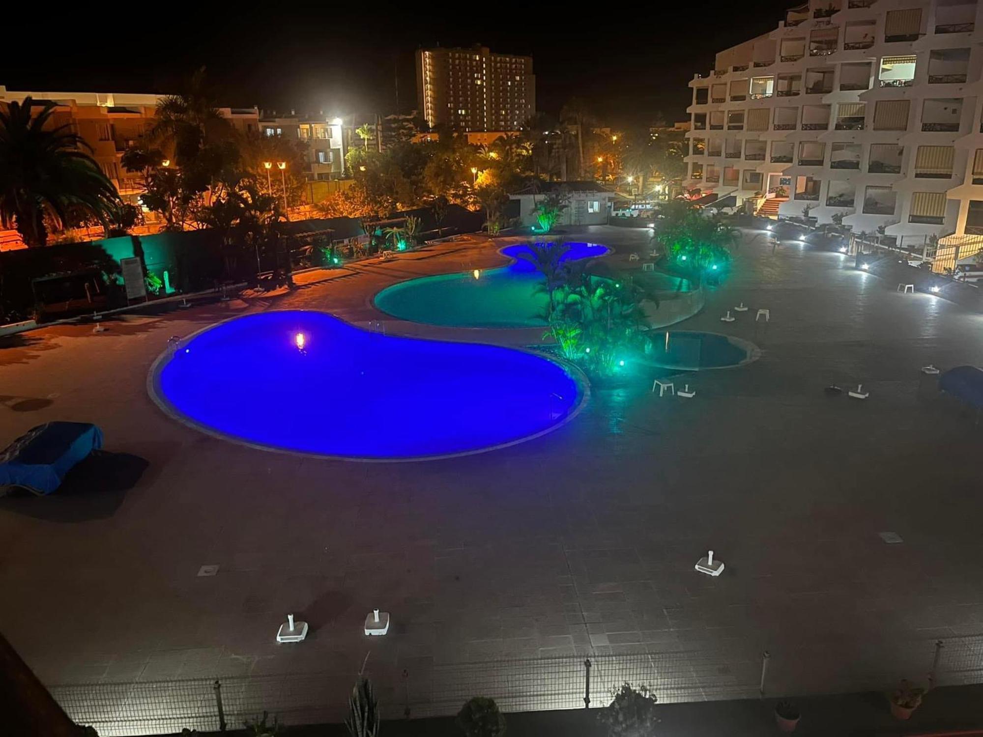 Estudio Los Cristianos-Tenerife- 洛斯克里斯蒂亚诺斯 外观 照片